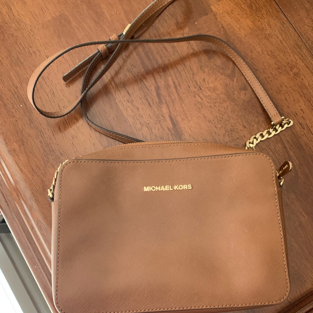 Michael Kors crossbody purse
